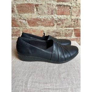 Clarks Everlay Uma Black Leather Slip On Shoes sz. 9.5